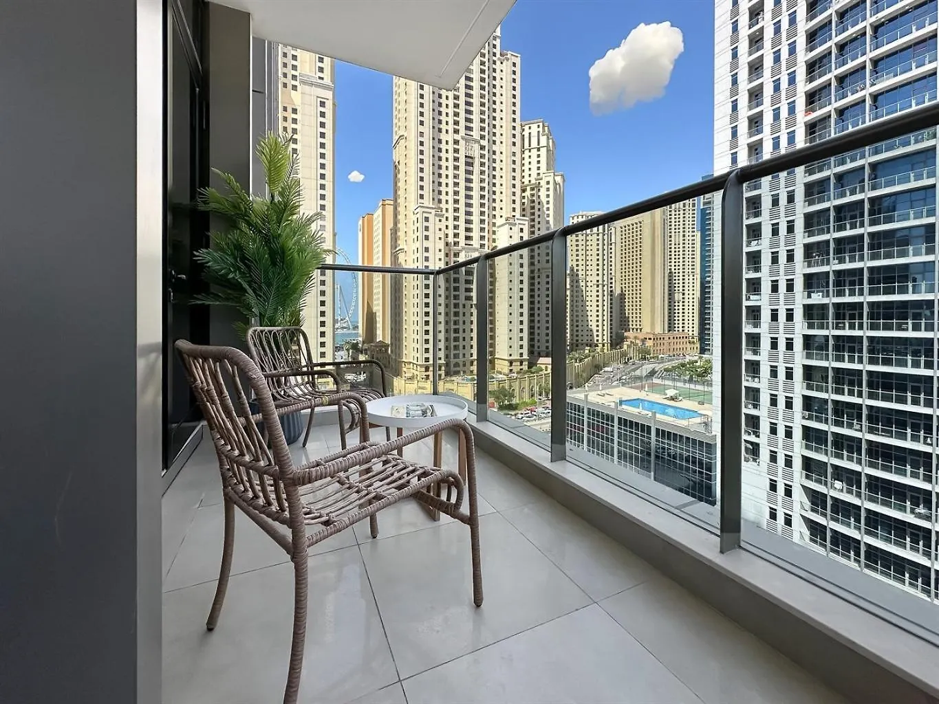 Refined Living - 1Bdr Escape W Marina Views Apartment Dubai