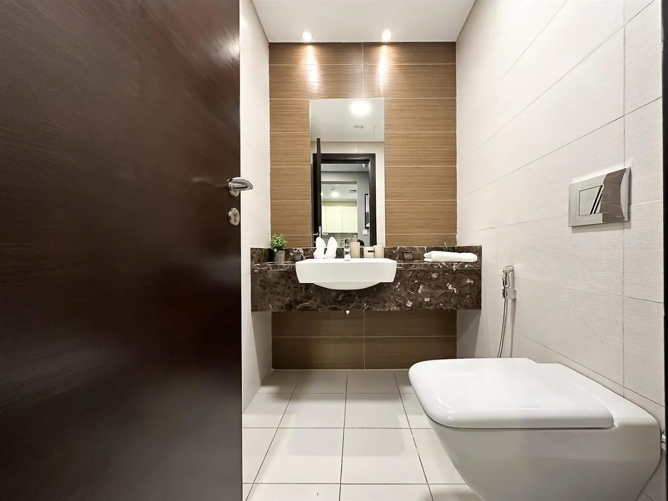 Refined Living - 1Bdr Escape W Marina Views Apartment Dubai 0*,  United Arab Emirates