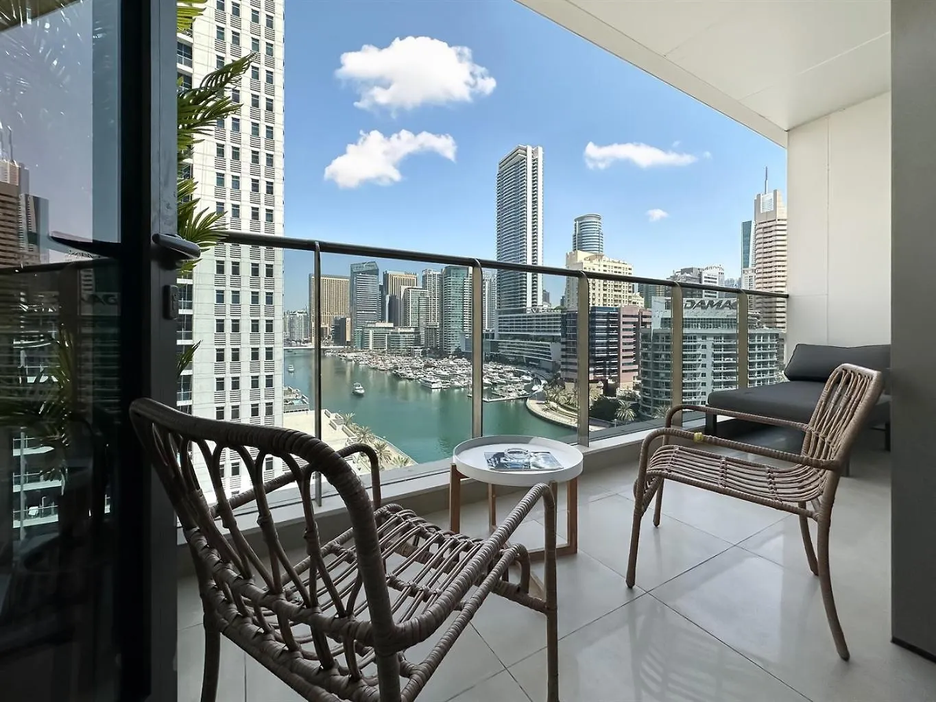 Refined Living - 1Bdr Escape W Marina Views Apartment Dubai 0*,  United Arab Emirates