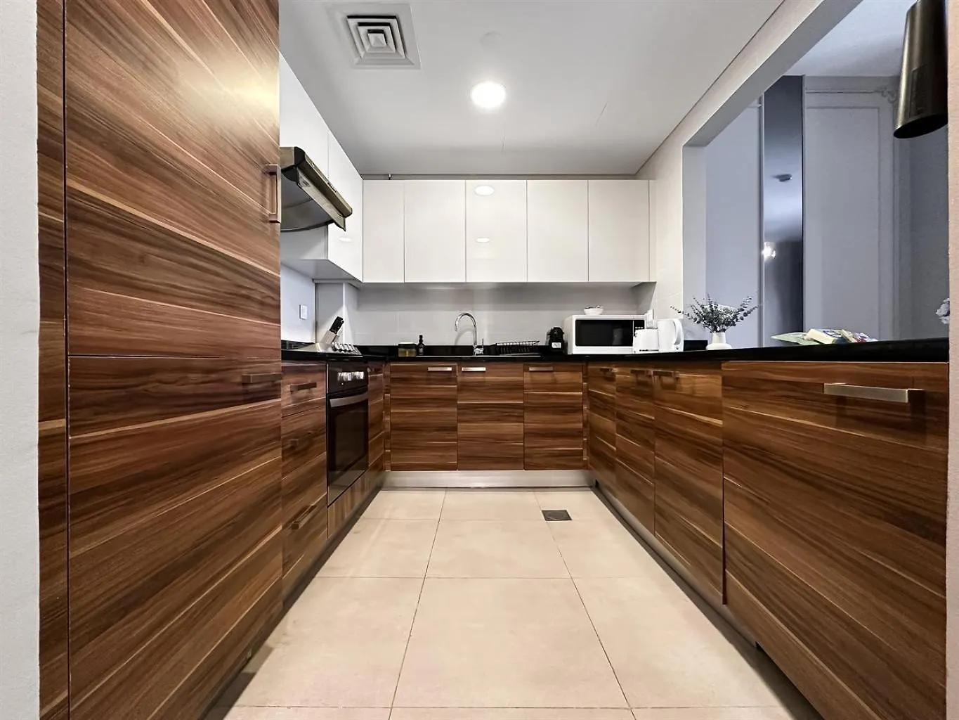 Refined Living - 1Bdr Escape W Marina Views Apartment Dubai